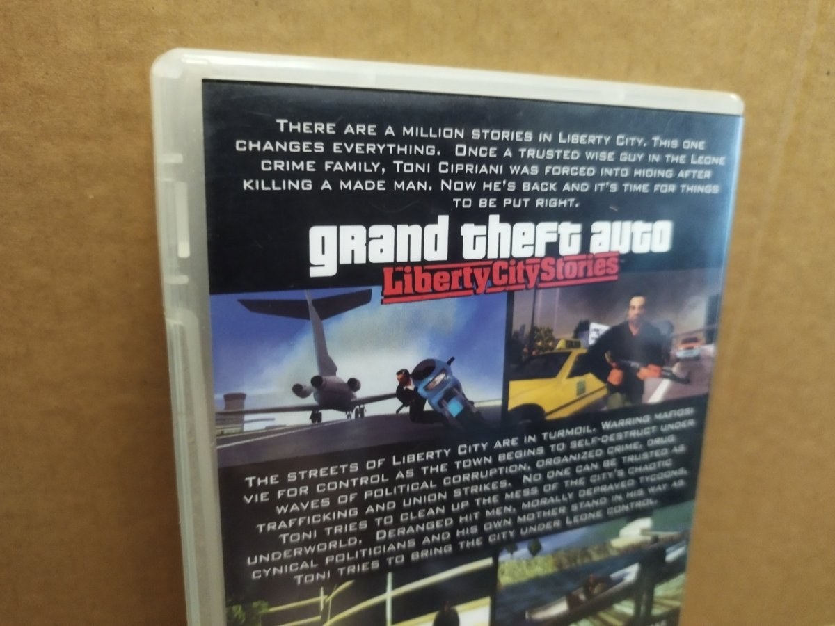 画像7: 【美品評価価格】海外北米版 グランド セフト オート Grand Theft Auto Liberty City Stories　箱説有　PSPプレイステーションポータブル【9N6】 (7)