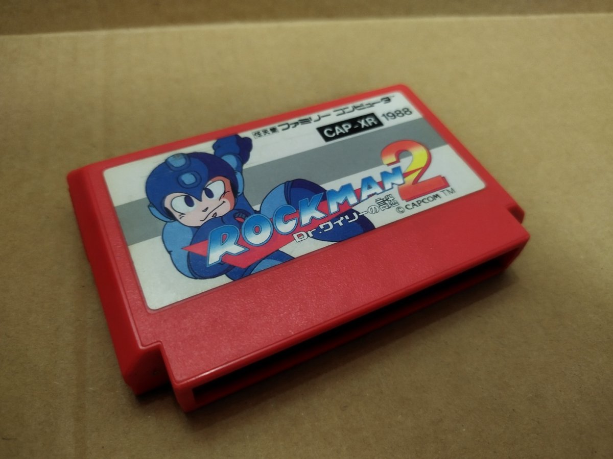 画像3: ロックマン2 dr.ワイリーの謎　刻印00　箱説無　FCファミコン【1】 (3)