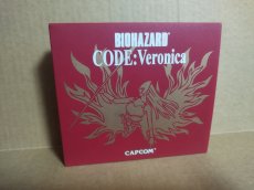 画像1: 【美品評価価格】バイオハザード コードベロニカ　初回限定　帯葉書箱説有　DCドリームキャスト【9N5】 (1)