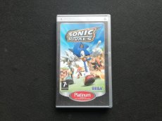 画像1: Sonic Rivals ソニック ライバルズ　海外版　箱有　PSPプレイステーションポータブル (1)