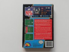 画像3: NFL　NES　海外版　箱説有　FCファミコン (3)