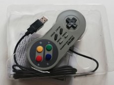 画像3: レトロ調 USB ゲームパッド　限定モデル　BSGP801GY　箱説有 (3)