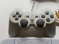 画像7: PS1 one本体　scph-100　箱説有　PS1プレイステーション (7)