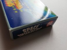 画像9: スペースインベーダー　箱説有　FCファミコン (9)