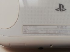 画像4: PS Vita本体　ホワイト　箱説無　PS Vita (4)