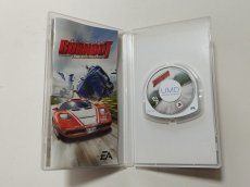 画像2: バーンアウトレジェンド　箱説有　PSPプレイステーションポータブル【管理8m8】 (2)