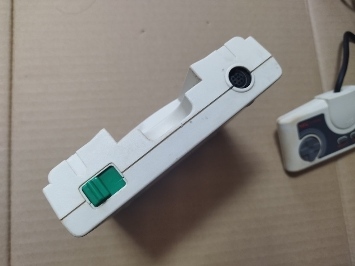 画像3: PCエンジン本体　PI-TG001　箱説無　PCエンジン【t32】 (3)