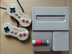 画像1: ニューファミコン本体　箱説無　FCファミコン【2f32】 (1)