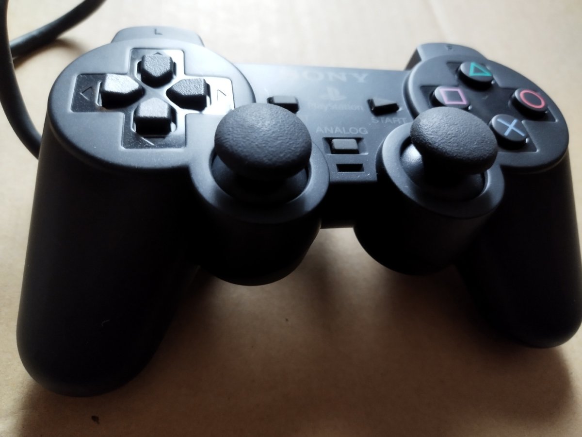 画像4: 【美品評価価格】アナログコントローラー　ダイヤモンド・ブラック SCPH-1200　箱説有　PS1プレイステーション【8h8】 (4)