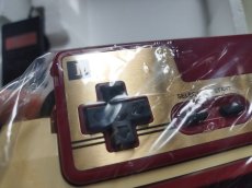 画像12: ファミコン本体　箱説有　FCファミコン【2f3-1】 (12)