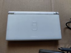 画像2: DSライト本体　ホワイト　箱説無　ニンテンドーDS【8m6】 (2)