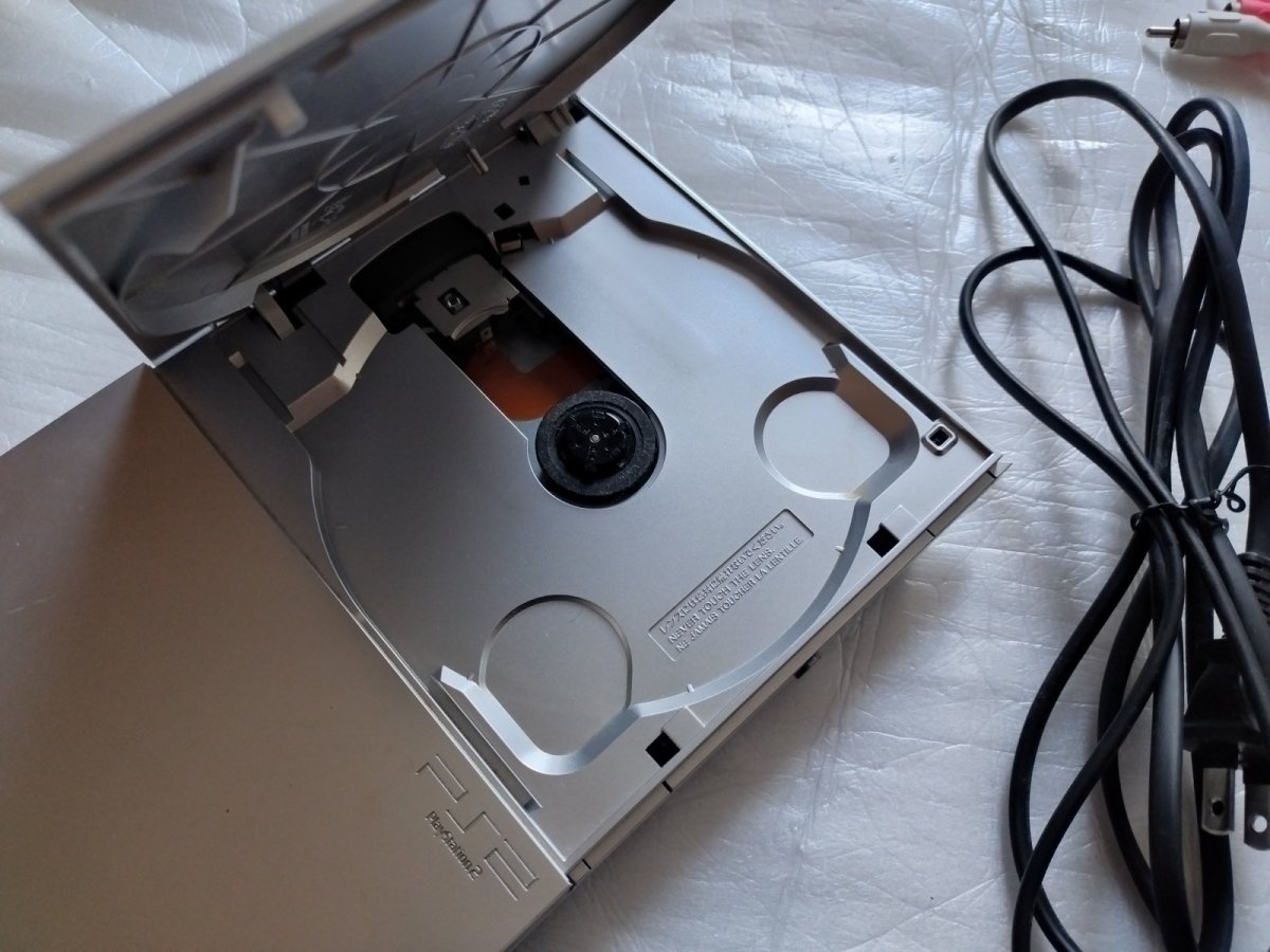 画像9: プレイステーション2本体SCPH-90000　箱有説無　PS2プレイステーション2【2f3-1】 (9)