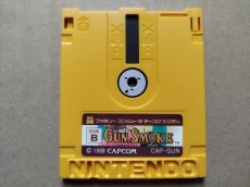 画像2: ガンスモーク　箱説無　ディスクシステム【3】 (2)