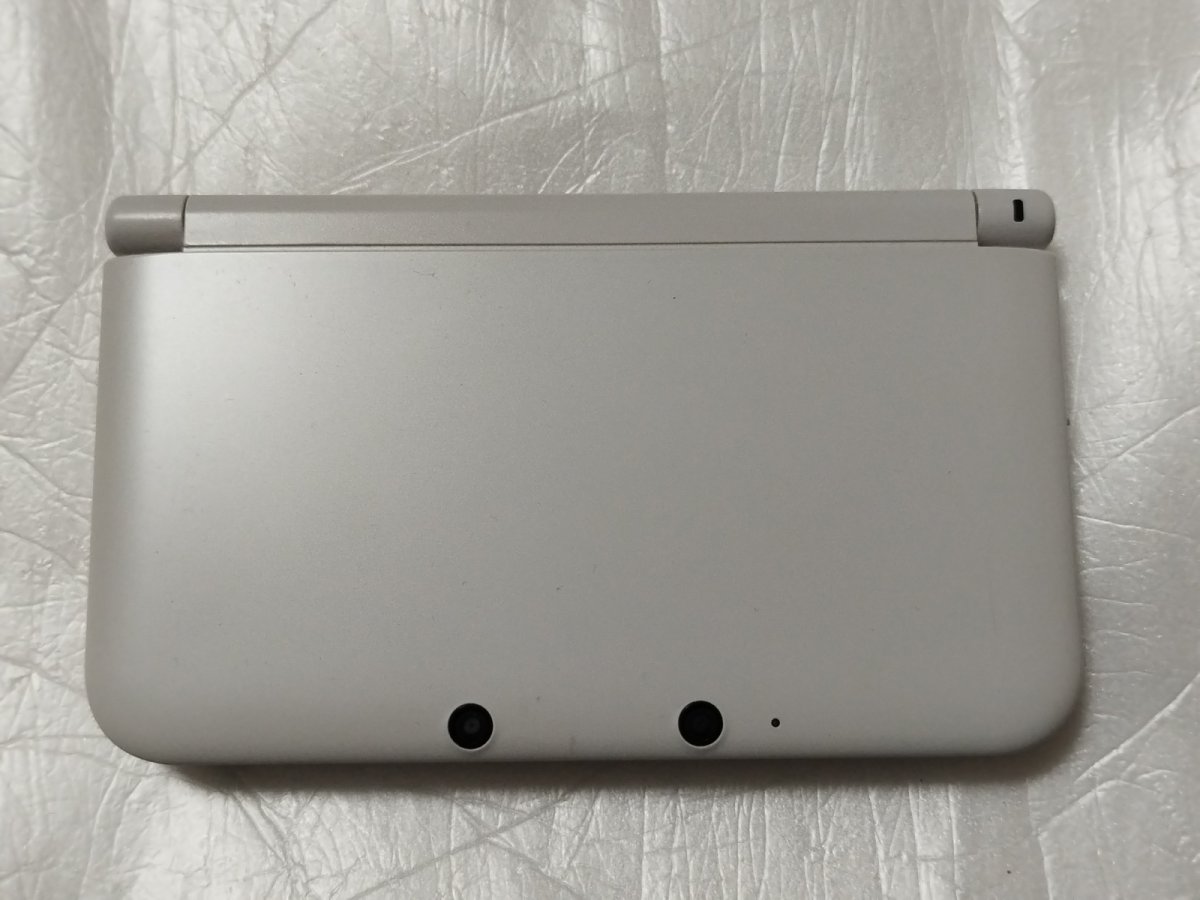 画像1: 3DSLL本体ホワイト　箱説無　ニンテンドー3DS【8m5】 (1)