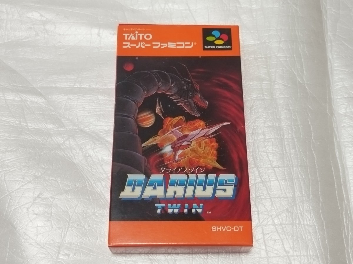 画像1: ダライアス　箱説有　SFCスーパーファミコン【4N7】 (1)