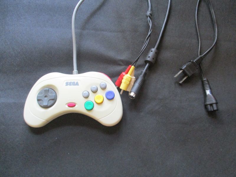 セガサターン本体　HST-0019　箱説有　SSセガサターン