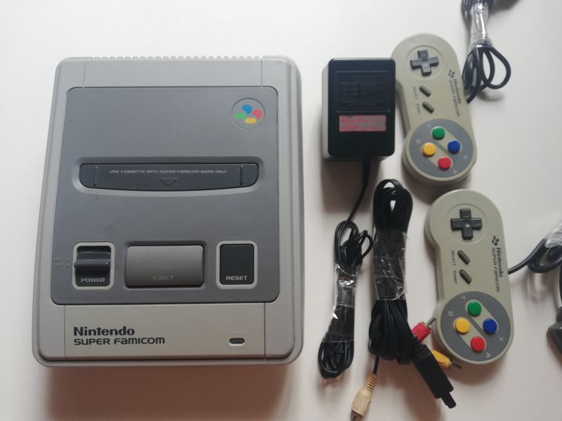 スーパーファミコン本体＆ソフト19セット