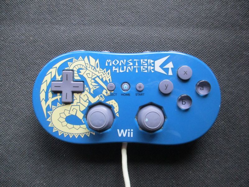 クラシックコントローラ モンスターハンター 箱説無 Wiiウィー 遊戯屋